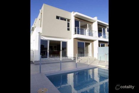 Property photo of 14 Runaway Bay Avenue Runaway Bay QLD 4216