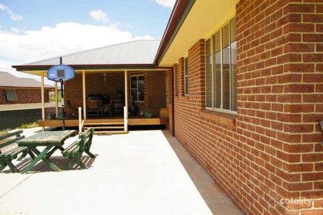Property photo of 15 Ningadhun Circuit Narrabri NSW 2390