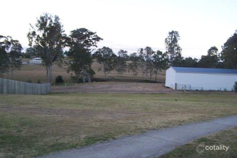 Property photo of 11 Chairmans Close Jones Hill QLD 4570