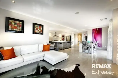 Property photo of 9 Solaia Loop Woodvale WA 6026