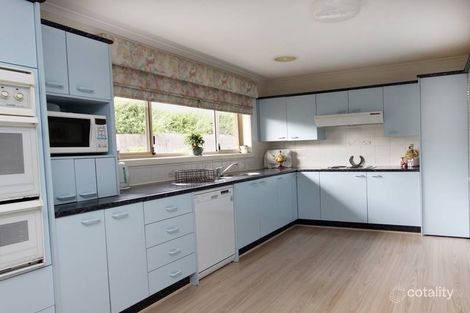 Property photo of 106 Westleigh Drive Werribee VIC 3030