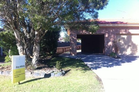 Property photo of 2/57 Parklands Drive Shellharbour NSW 2529