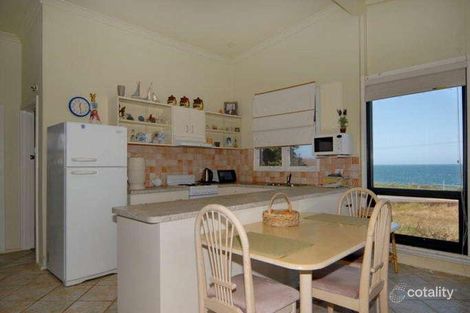 Property photo of 110 Warnbro Beach Road Waikiki WA 6169