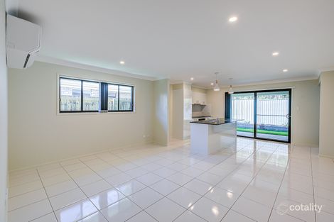 Property photo of 23 Alexis Place Park Ridge QLD 4125