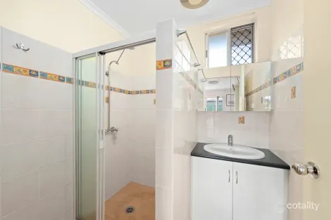 Property photo of 2/25 Hampton Street Newtown QLD 4350