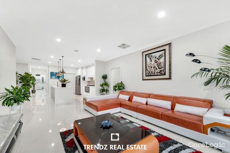 Property photo of 3 Celsius Drive Cranbourne North VIC 3977