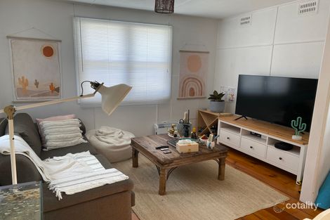 Property photo of 18 Windsor Parade North Narrabeen NSW 2101