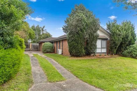 44 Hornsby Dr, Langwarrin, VIC 3910
