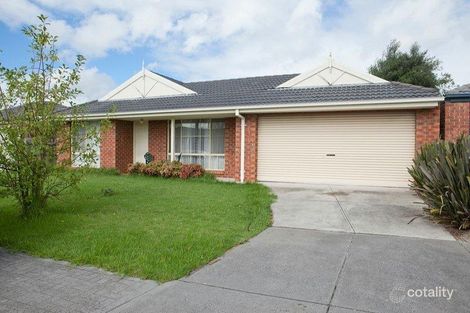 Property photo of 4 Hayes Court Pakenham VIC 3810