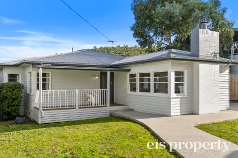 Property photo of 14 Rowitta Road Lindisfarne TAS 7015