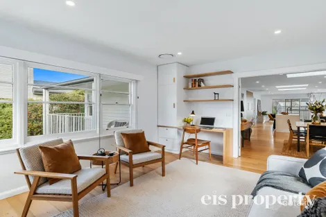 Property photo of 14 Rowitta Road Lindisfarne TAS 7015