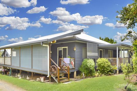 38 Clarkes Rd, Beerwah, QLD 4519
