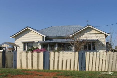17 Gladys St, Kingaroy, QLD 4610