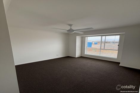 Property photo of 46 Hollow Drive Andrews Farm SA 5114
