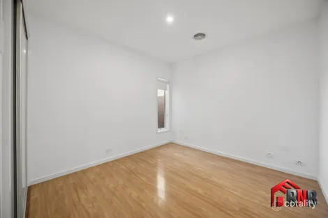 Property photo of 14 Rockwood Street Casey ACT 2913
