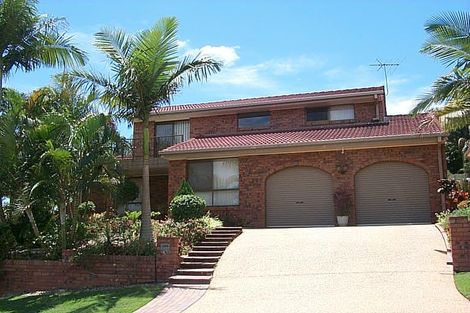 16 Eromanga St, Carindale, QLD 4152