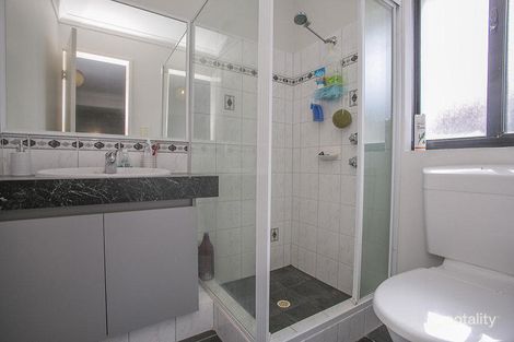 Property photo of 3 Hastie Close Brookdale WA 6112