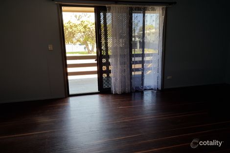 Property photo of 48 Brock Crescent Dysart QLD 4745