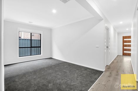 Property photo of 24 Pechora Street Truganina VIC 3029