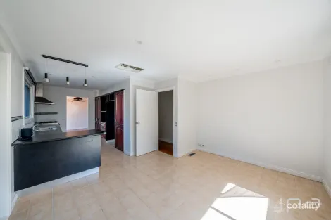 Property photo of 24 Koala Crescent Westmeadows VIC 3049