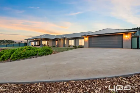 54 Manning Bvd, Darley, VIC 3340