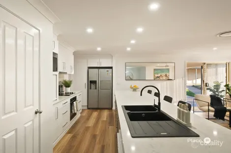 Property photo of 2 Backen Court Burpengary East QLD 4505