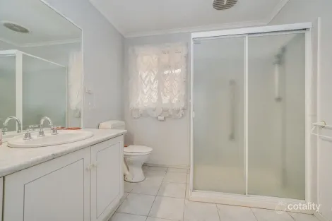 Property photo of 9 Wirraway Crescent Norlane VIC 3214