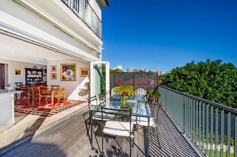 Property photo of 32 Arthur Street Bellevue Hill NSW 2023