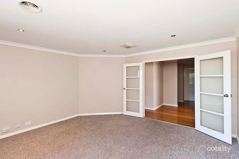 Property photo of 16 Silverpan Way Byford WA 6122