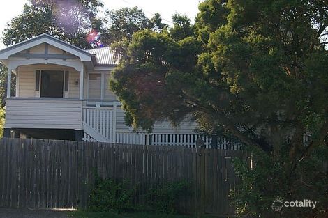 16 Clara St, Annerley, QLD 4103