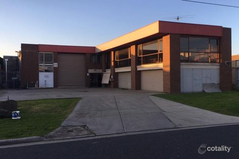 11 Citrus St, Braeside, VIC 3195