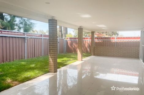 Property photo of 7 Skylark Crescent Erskine Park NSW 2759