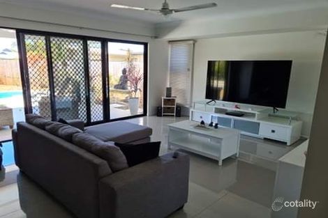 Property photo of 18 Arrowsmith Close Smithfield QLD 4878