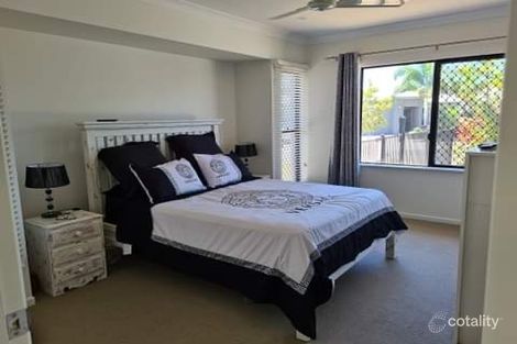 Property photo of 18 Arrowsmith Close Smithfield QLD 4878