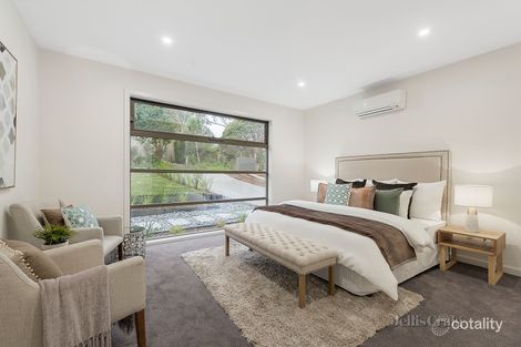 Property photo of 2/26 Boronia Grove Doncaster East VIC 3109