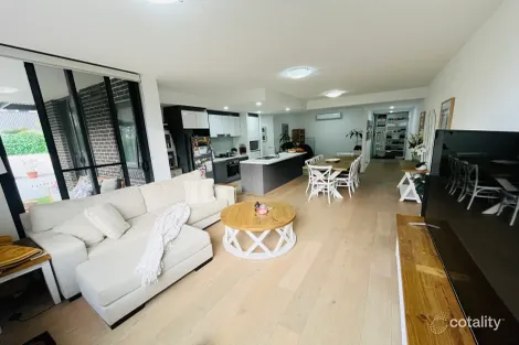 14/4 Gerbera Pl, Kellyville, NSW 2155