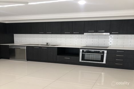 Property photo of 2/59 Myrtleford Crescent Cambooya QLD 4358