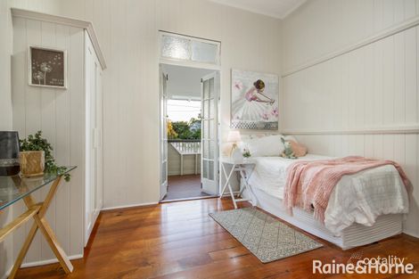 Property photo of 24 Plumer Street Sherwood QLD 4075