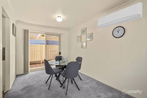 Property photo of 2/16 Koona Street Albion Park Rail NSW 2527