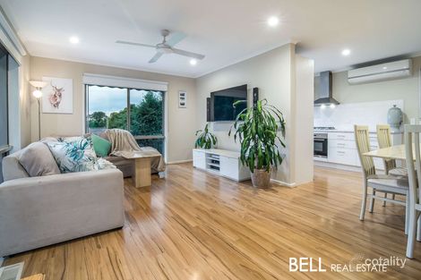 Property photo of 8 Woodridge Close Montrose VIC 3765