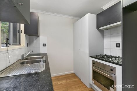 Property photo of 5/82 Clarence Road Indooroopilly QLD 4068