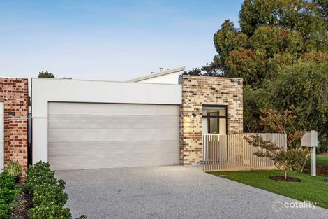 8 Pendine St, Carine, WA 6020