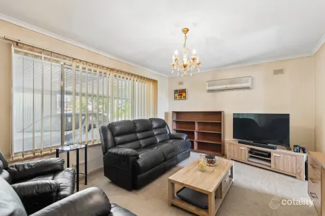 Property photo of 132 Black Road Flagstaff Hill SA 5159