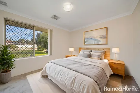 Property photo of 130 Dongara Circle Jane Brook WA 6056