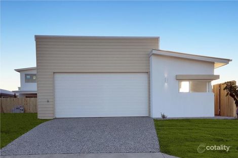 Property photo of 23 Viridian Circuit Birtinya QLD 4575