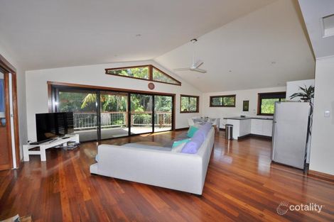 Property photo of 20 River Oak Crescent Scotts Head NSW 2447