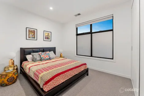 Property photo of 2/1 Eyre Court Templestowe Lower VIC 3107