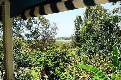 Property photo of 66 Charles Terrace Macleay Island QLD 4184