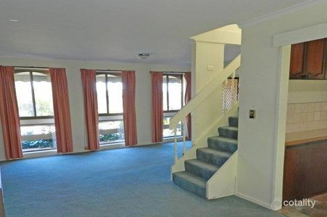 Property photo of 1 Marinna Court Strathdale VIC 3550