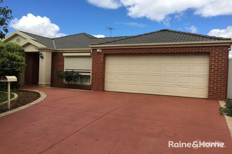 1 RANMORE GR, CAROLINE SPRINGS, VIC 3023